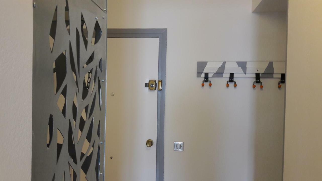 Residencia Platja De Roses Apartment Bagian luar foto