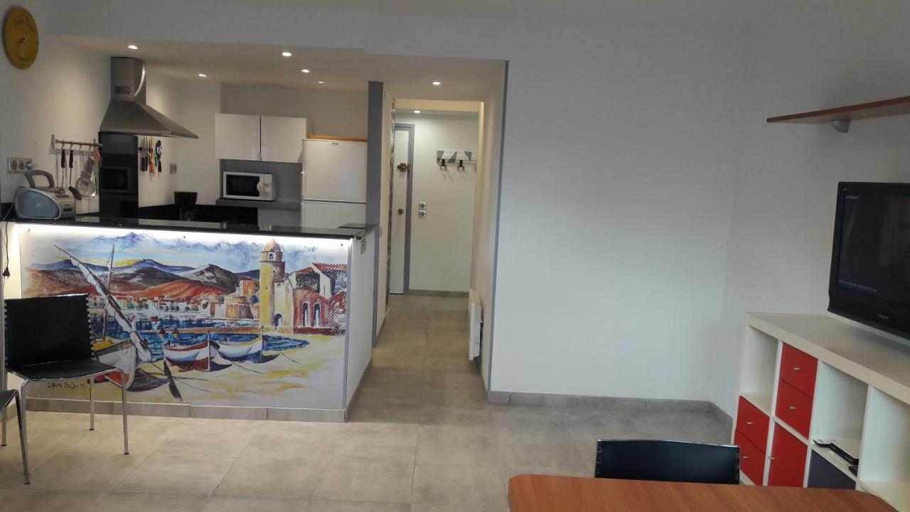 Residencia Platja De Roses Apartment Bagian luar foto