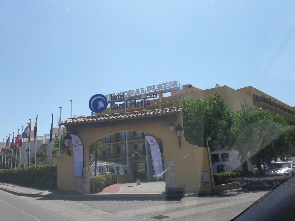Residencia Platja De Roses Apartment Bagian luar foto